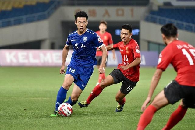 中国男篮82:78胜塞尔维亚KK FMP俱乐部